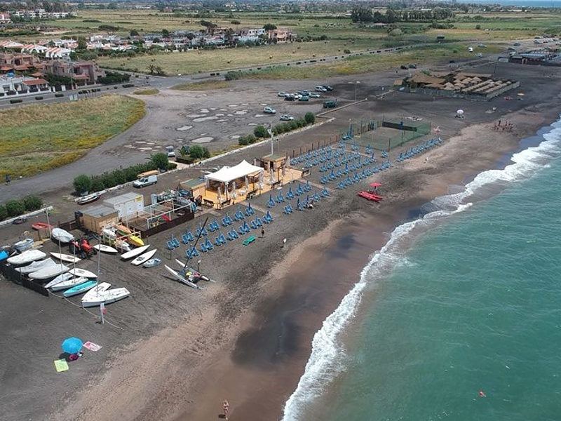 Prenota Le Spiagge A Cerenova Beacharound