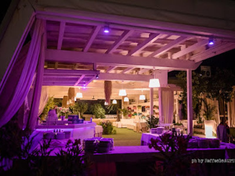 Prenota il tuo ombrellone a Stabilimento Balneare Nettuno Beach Club