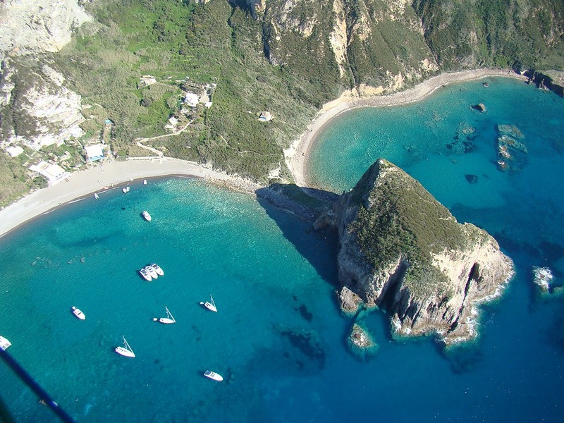 Prenota Le Spiagge A Isola Di Palmarola Beacharound