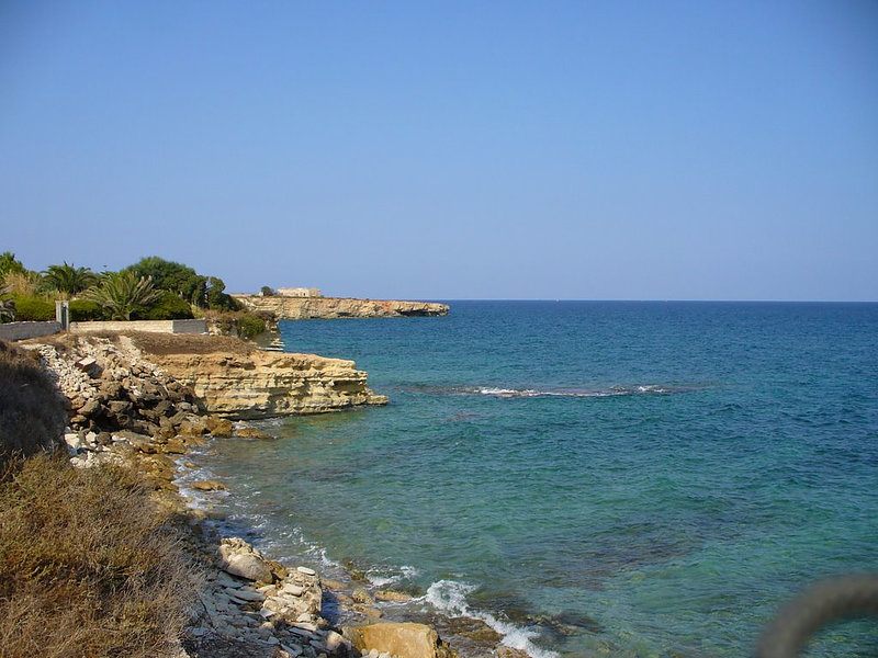 Prenota le spiagge a Capo Negro Beacharound